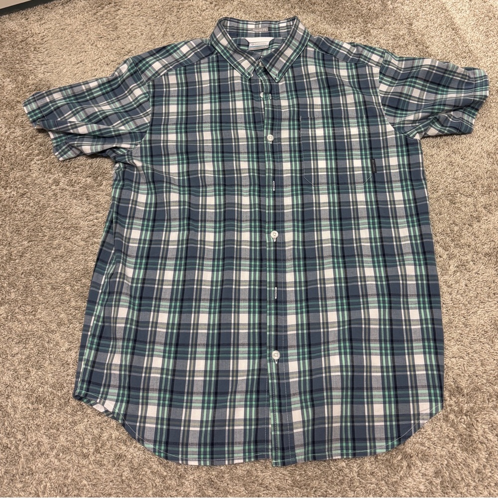 Columbia button down shirt